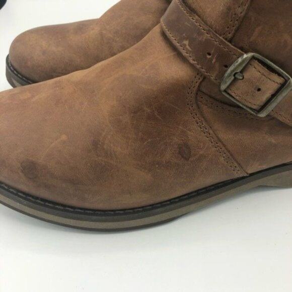 L.L.Bean Women's Cold Weather Buckle Strap Distressed Style Boots Size 8.5 - Picture 5 of 11